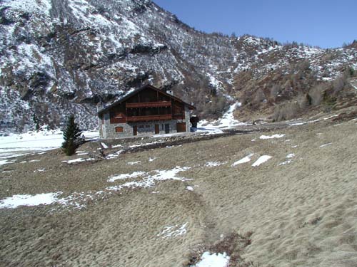 Monno_rifugiolago2002